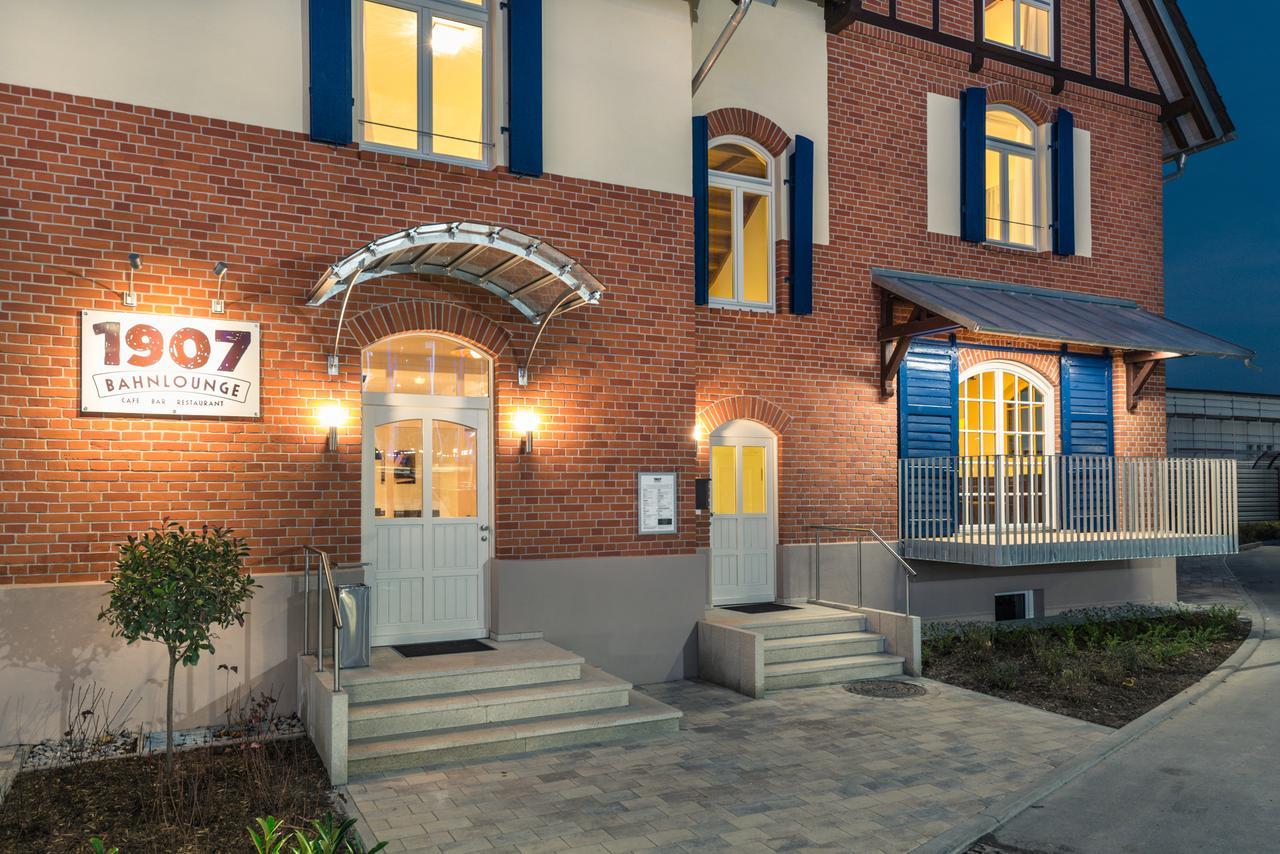 Bed and Breakfast Bahnlounge 1907 Neuenstadt am Kocher Exterior foto